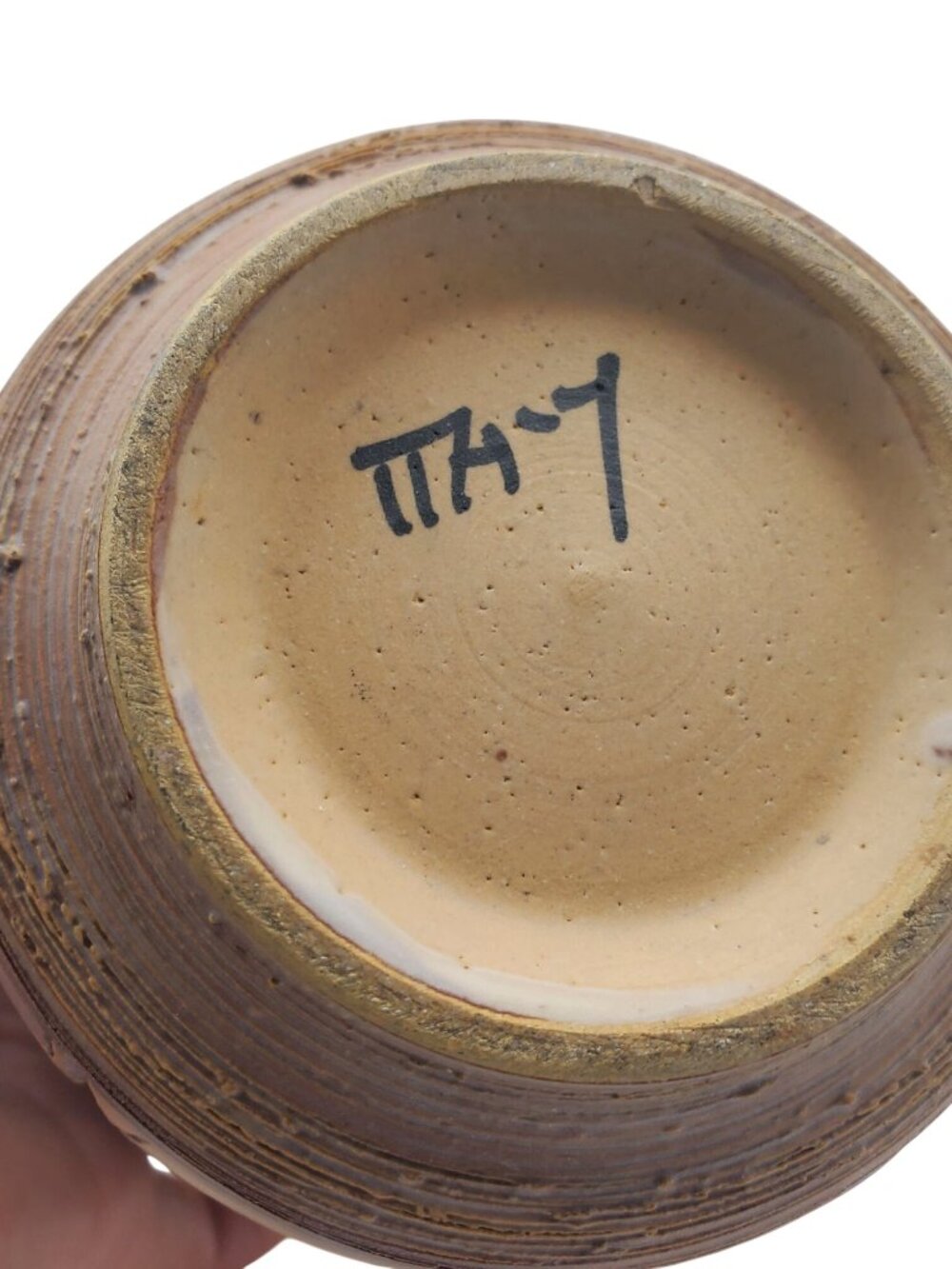Vintage Handmade Italian Ceramic Basket Vase With Intricate Relief Design & Hand - Picture 4 of 14